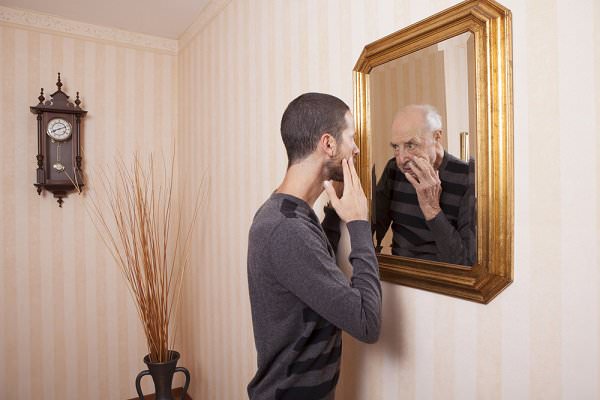 What we see when we look in the mirror doesn’t always reflect the truth. (tommaso lizzul/Shutterstock)